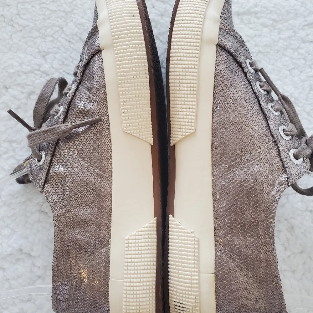 Women's‎ Superga Silver Sequin Canvas Low Top Lace Up Sneakers Size 6 W_ 4.5 M.